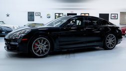 2023 Porsche Panamera GTS