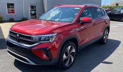 2024 Volkswagen Taos SE 4Motion