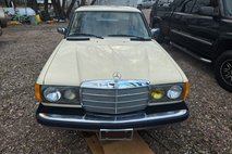 1983 Mercedes-Benz 240-Class 240 D
