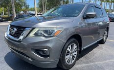 2017 Nissan Pathfinder SL