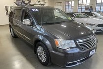 2015 Chrysler Town and Country Touring-L
