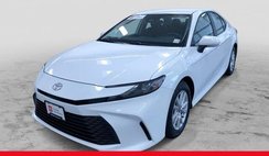 2026 Toyota Camry LE FWD