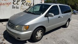 2002 Toyota Sienna LE