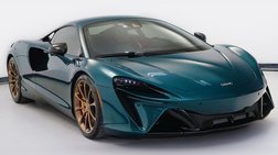 2024 McLaren Artura Base
