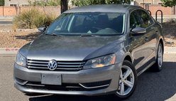 2014 Volkswagen Passat 4dr Sdn 1.8T Auto Wolfsburg Ed PZEV