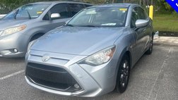 2019 Toyota Yaris LE