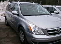 2007 Hyundai Entourage GLS