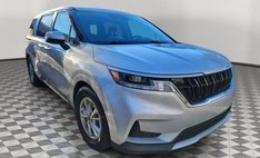 2022 Kia Carnival LX