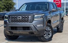 2024 Nissan Frontier SL