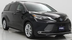 2022 Toyota Sienna Platinum 7-Passenger