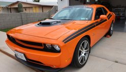 2014 Dodge Challenger Shaker Pkg