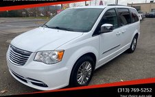 2014 Chrysler Town and Country Touring-L