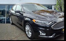 2019 Ford Fusion Energi Titanium