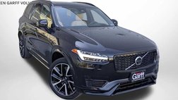 2023 Volvo XC90 Recharge T8 Ultimate Dark Theme