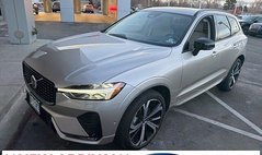 2025 Volvo XC60 B5 Ultra Dark Theme