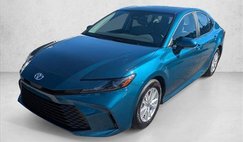 2025 Toyota Camry Hybrid LE