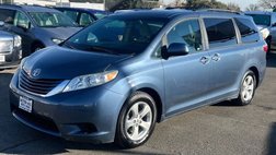 2015 Toyota Sienna LE