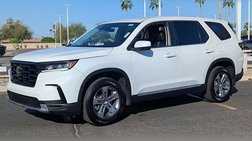 2023 Honda Pilot EX-L w/Rear Captain's Chairs