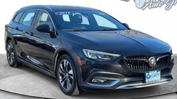 2019 Buick Regal TourX Essence