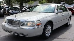 2004 Lincoln Town Car Signature
