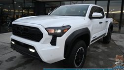 2024 Toyota Tacoma TRD Off Road / Premium Pkg / 4X4 / Crew Cab / Heated & Cooled Leather Seats / Heated Steering / Sunroof / JBL Speakers / Adaptive Cruise / Lane Departure & Blind Spot / 360 Camera / Bed Liner / Tow Pkg / 1-Owner