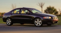 2005 Volvo S60 R Base