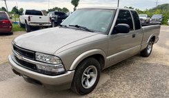 1999 Chevrolet S-10 LS