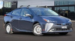 2022 Toyota Prius LE