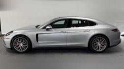 2017 Porsche Panamera 4S