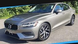 2020 Volvo S60 T5 Momentum