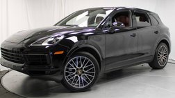 2022 Porsche Cayenne Standard