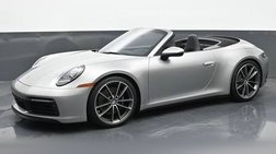 2022 Porsche 911 Carrera 4 GTS