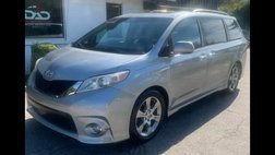 2014 Toyota Sienna SE 8-Passenger