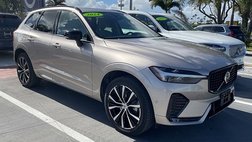 2024 Volvo XC60 B5 Plus Dark Theme