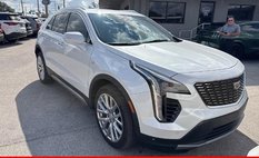 2022 Cadillac XT4 Premium Luxury