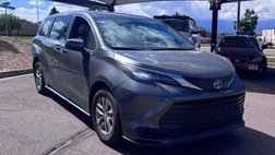 2025 Toyota Sienna LE 8-Passenger