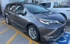 2023 Toyota Sienna Platinum 7-Passenger