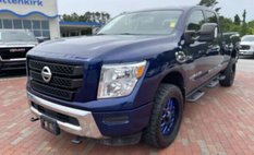 2022 Nissan Titan XD SV