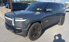 2023 Rivian R1S Adventure