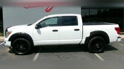 2020 Nissan Titan SV