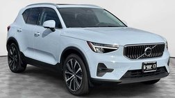 2024 Volvo XC40 B5 Plus Bright Theme