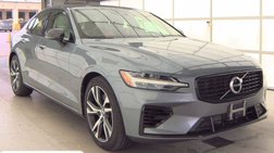 2021 Volvo S60 Recharge T8 R-Design Expression