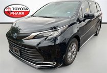 2023 Toyota Sienna XLE 7-Passenger