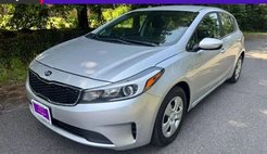 2017 Kia Forte5 LX