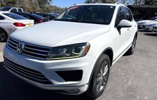 2016 Volkswagen Touareg V6 Sport