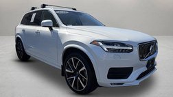 2022 Volvo XC90 T6 Momentum 7-Passenger