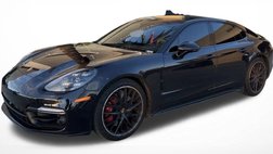 2019 Porsche Panamera GTS