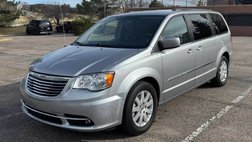 2015 Chrysler Town and Country Touring