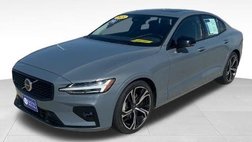 2024 Volvo S60 B5 Core Dark Theme