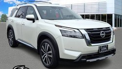 2023 Nissan Pathfinder Platinum